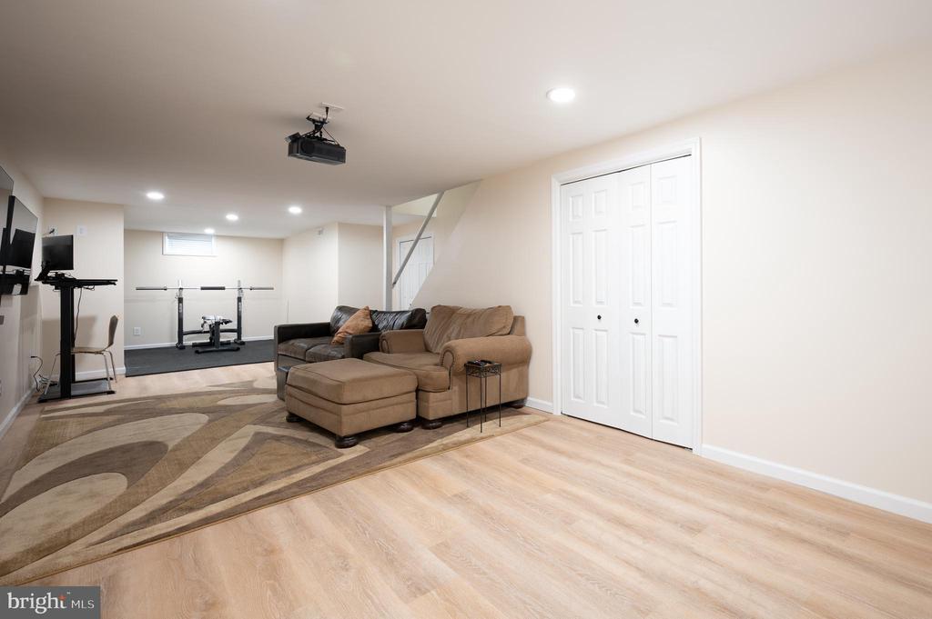 522 BEECH TREE LANE