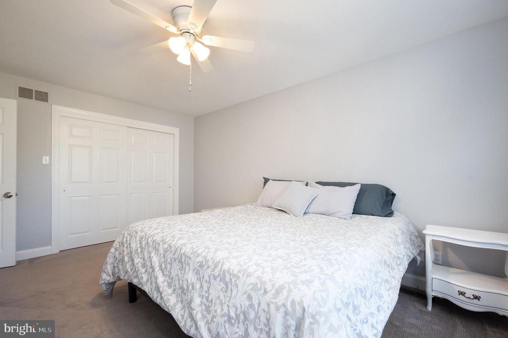 522 BEECH TREE LANE