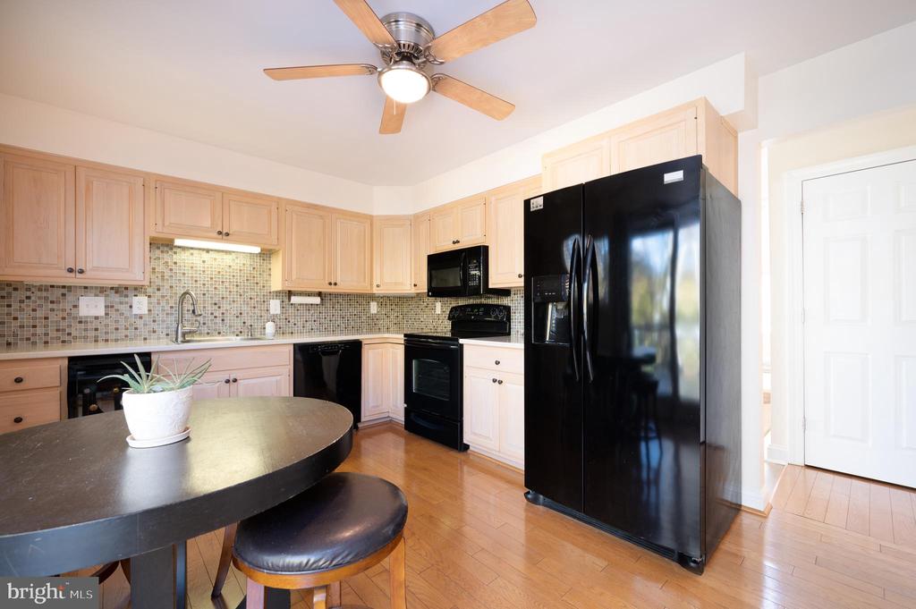 522 BEECH TREE LANE