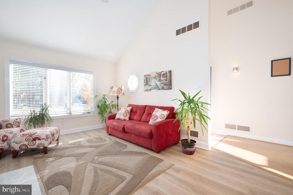 522 BEECH TREE LANE