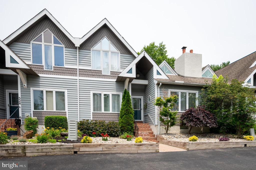 522 BEECH TREE LANE