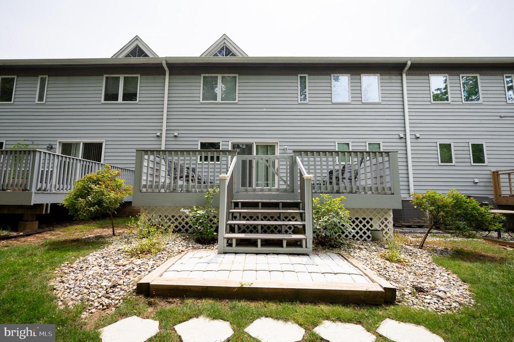 522 BEECH TREE LANE