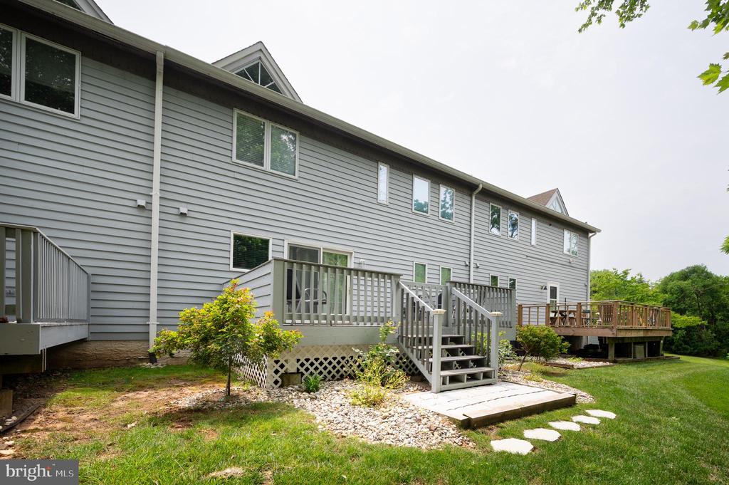 522 BEECH TREE LANE