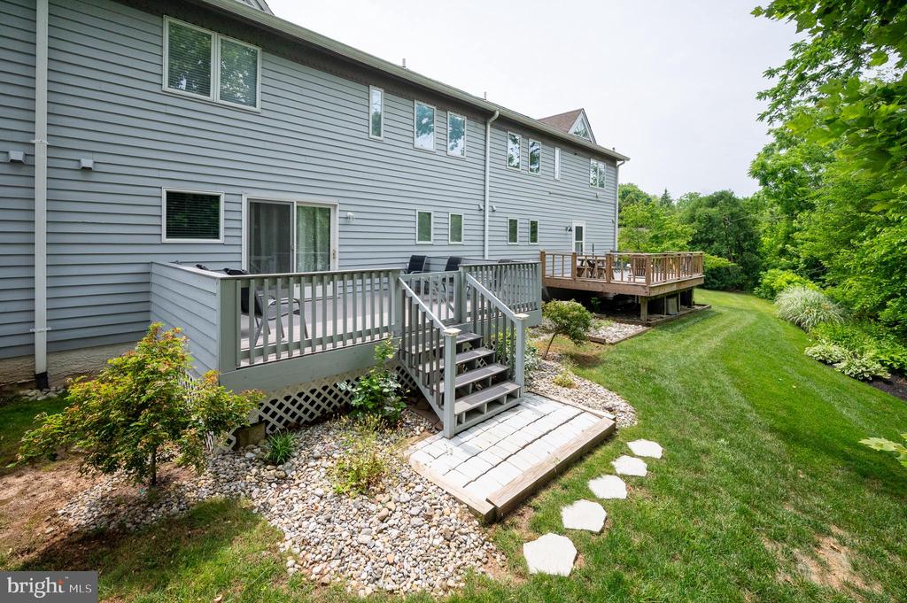 522 BEECH TREE LANE