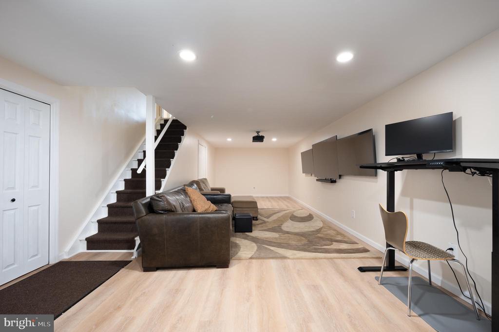 522 BEECH TREE LANE