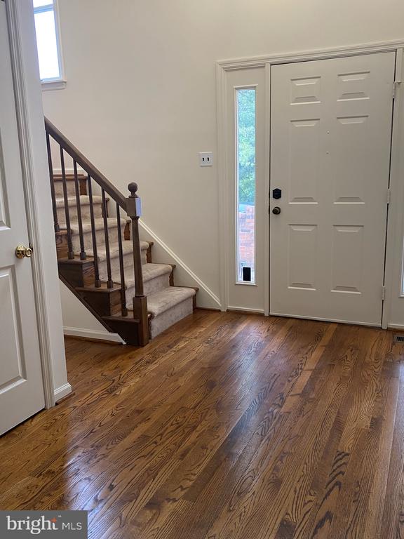 4859 PLUM RUN COURT