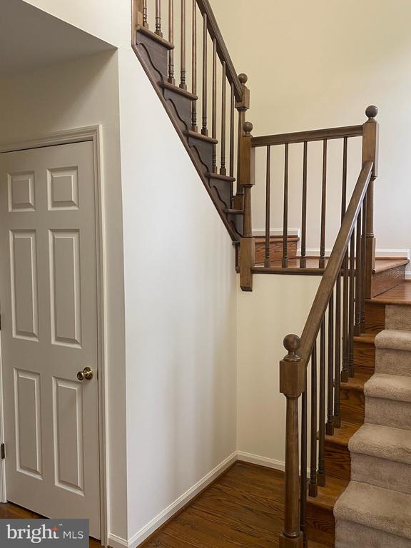 4859 PLUM RUN COURT