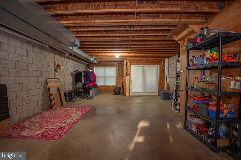 815 N WATERFORD LANE