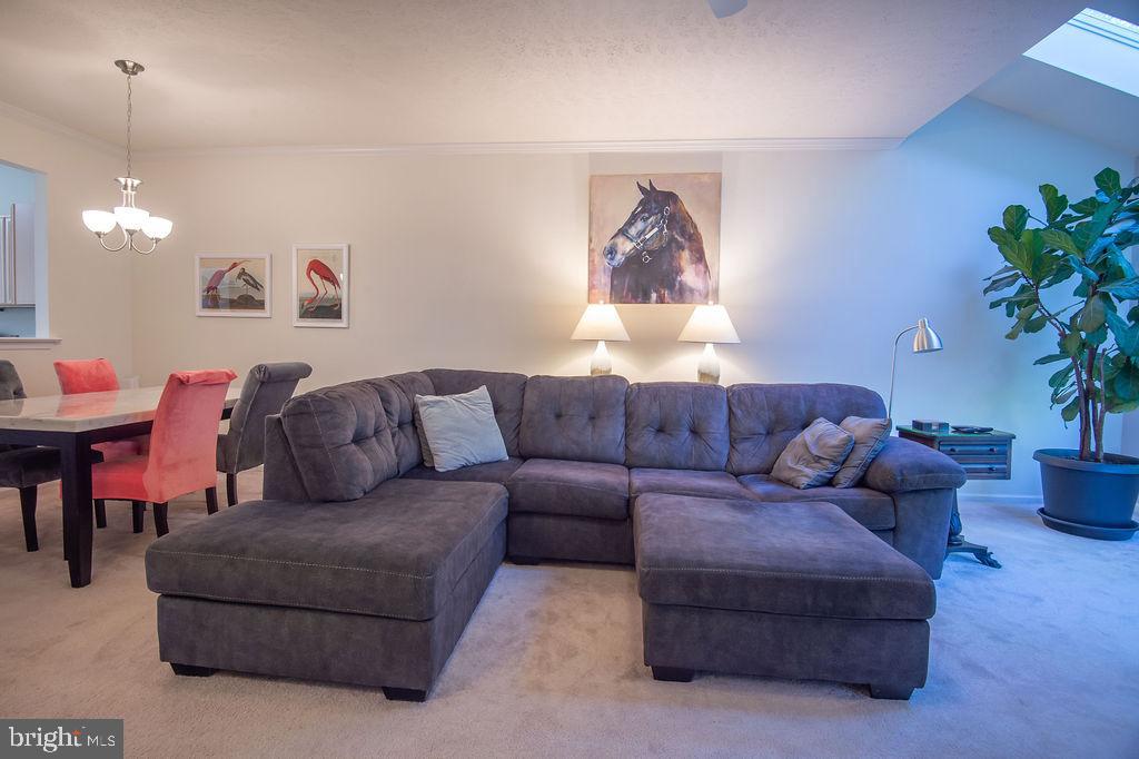 815 N WATERFORD LANE