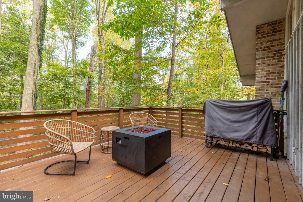 427 WALDEN LANE