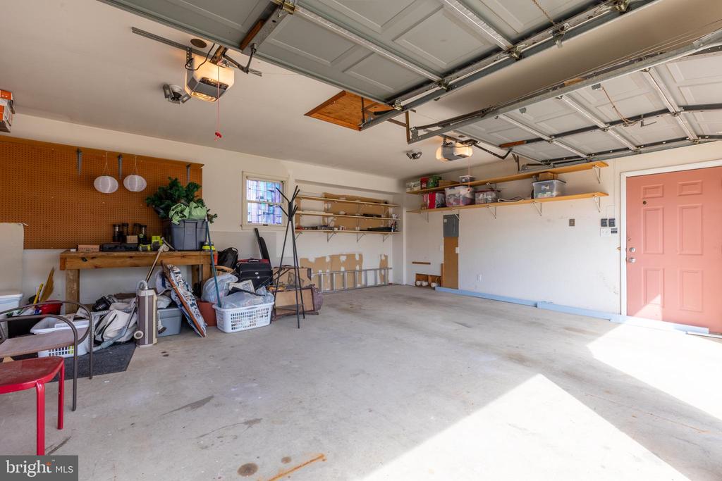4 REYBURN COURT