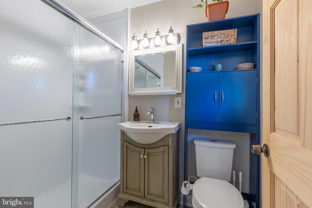 4 REYBURN COURT