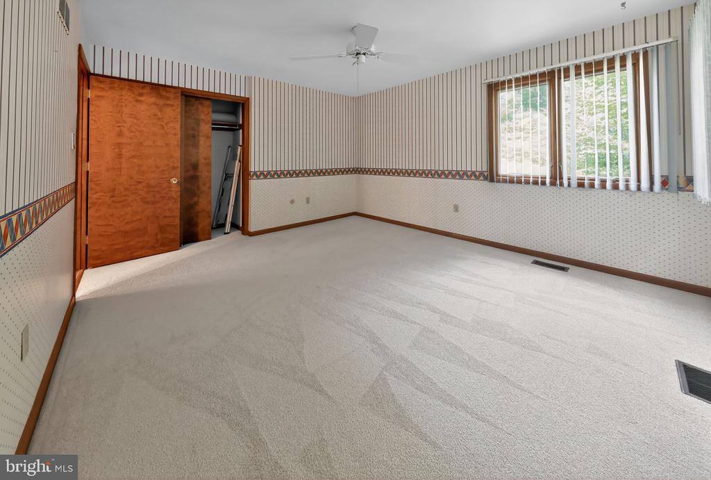104 HOBSON DRIVE