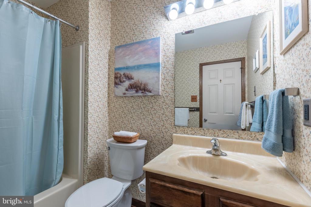 4855 PLUM RUN COURT