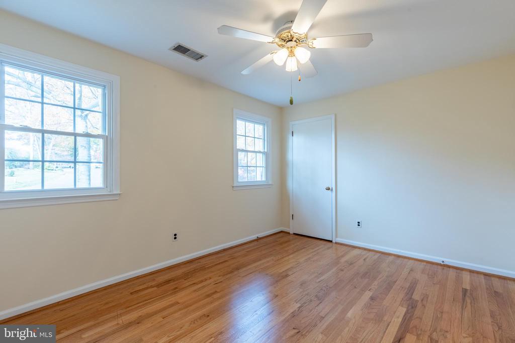 21 WINTERBURY CIRCLE