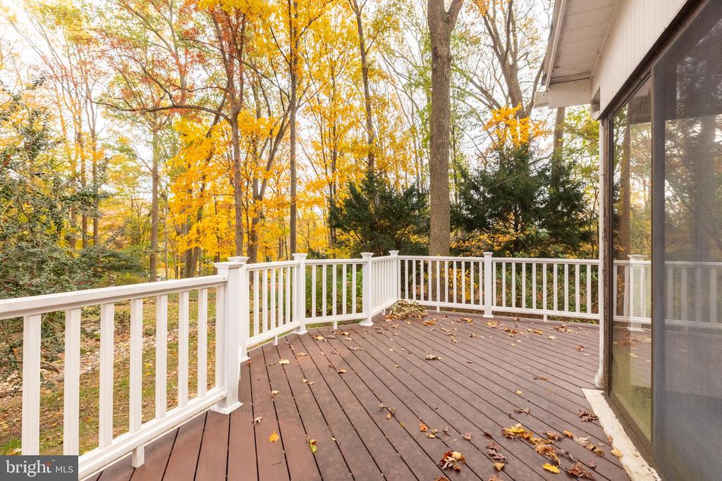 21 WINTERBURY CIRCLE
