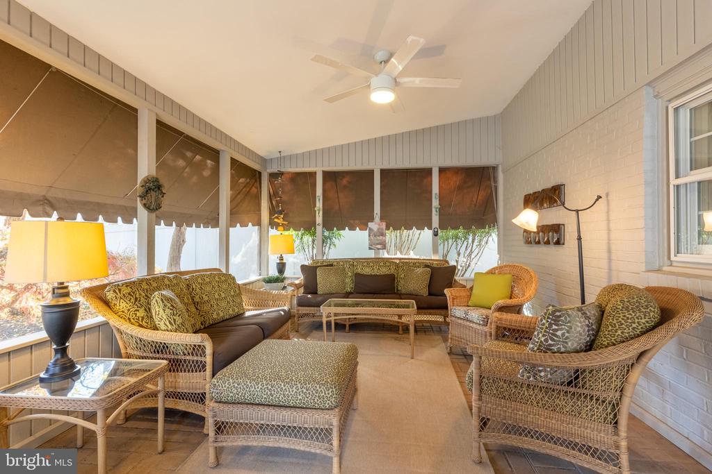 248 SANDRA ROAD