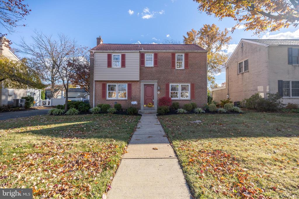 248 SANDRA ROAD