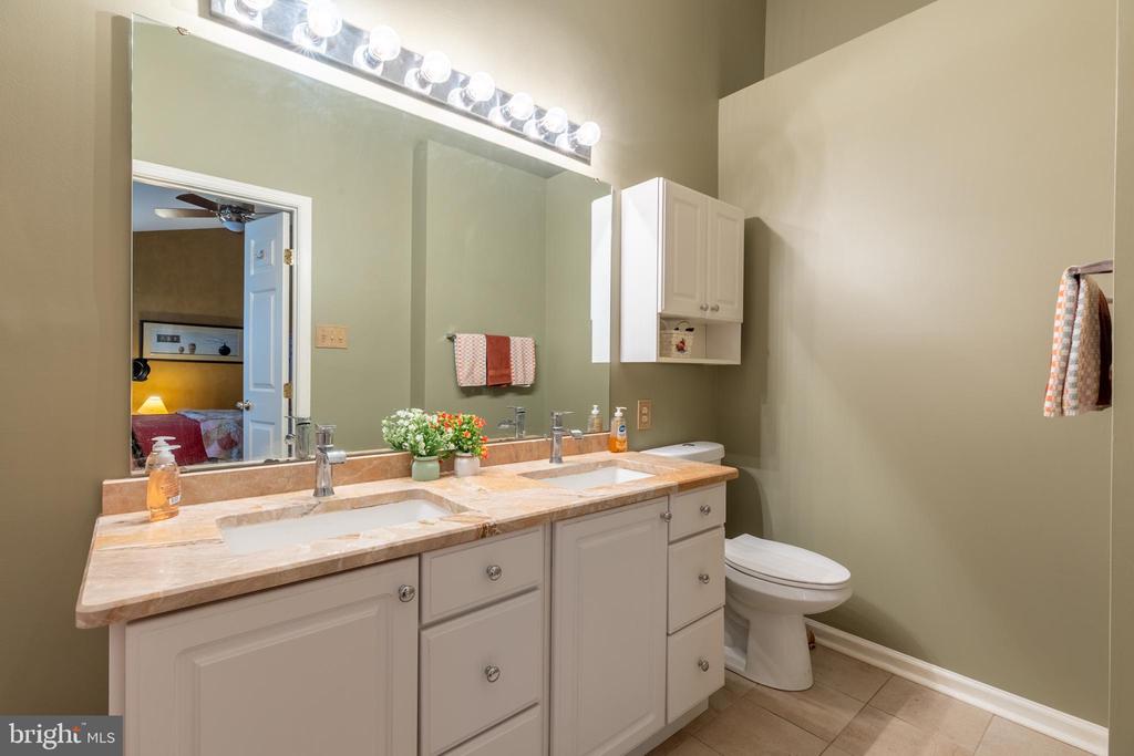 112 MONET CIRCLE