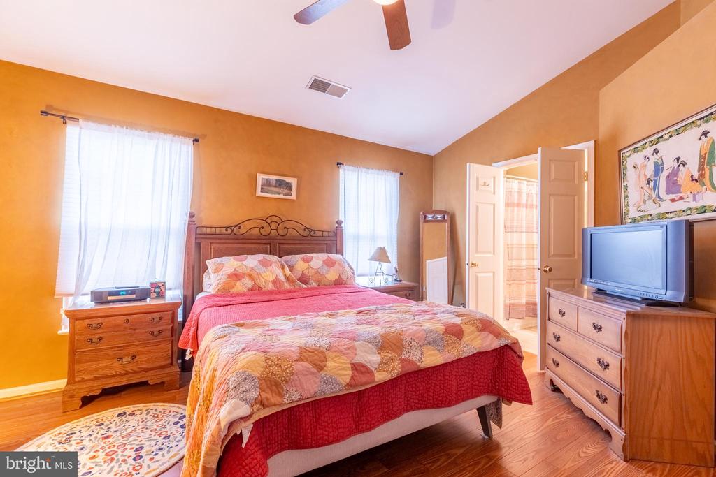 112 MONET CIRCLE