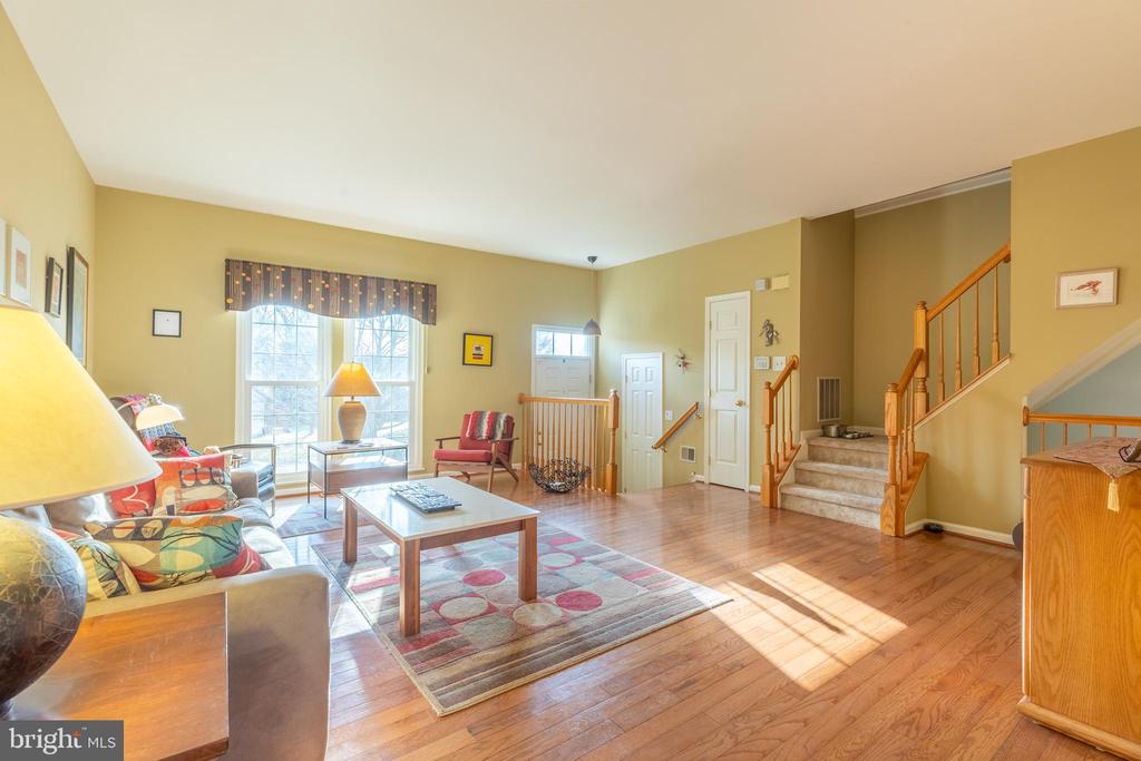 112 MONET CIRCLE