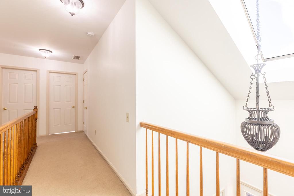 4 RUNNING BROOK LANE