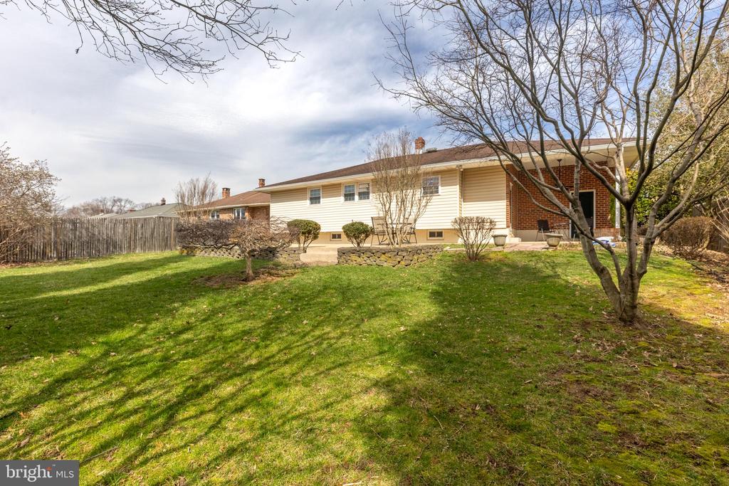 2604 SHEEN ROAD