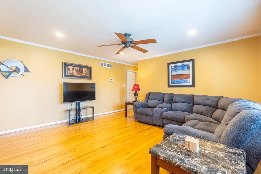 2604 SHEEN ROAD