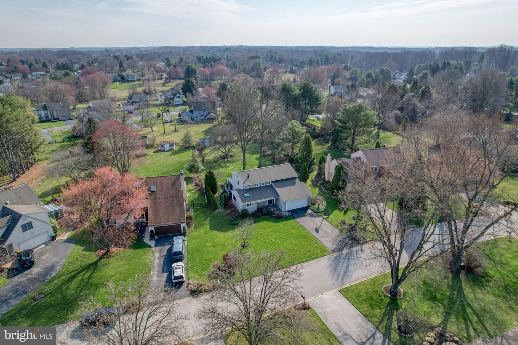 107 COUNTRY FLOWER ROAD