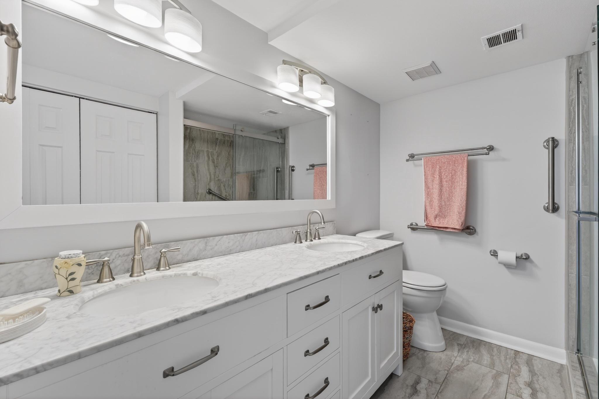 3600 RUSTIC LANE Unit: 215