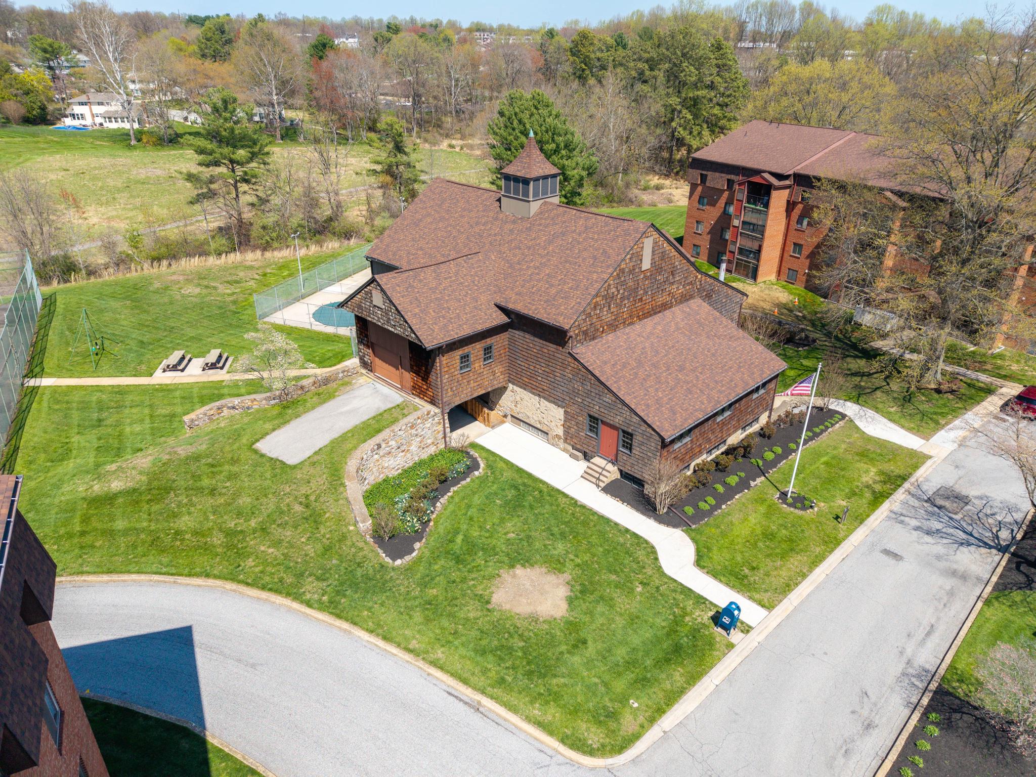 3600 RUSTIC LANE Unit: 215