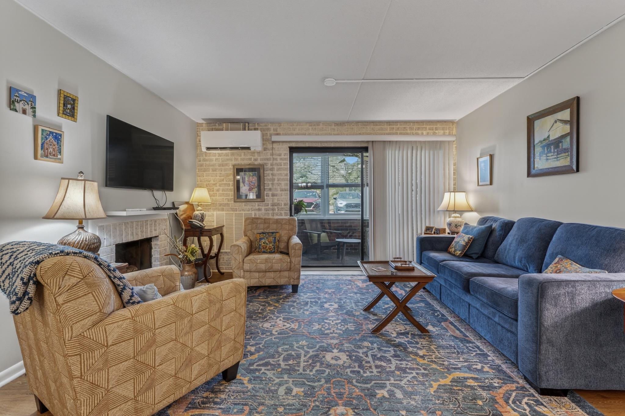 3600 RUSTIC LANE Unit: 215