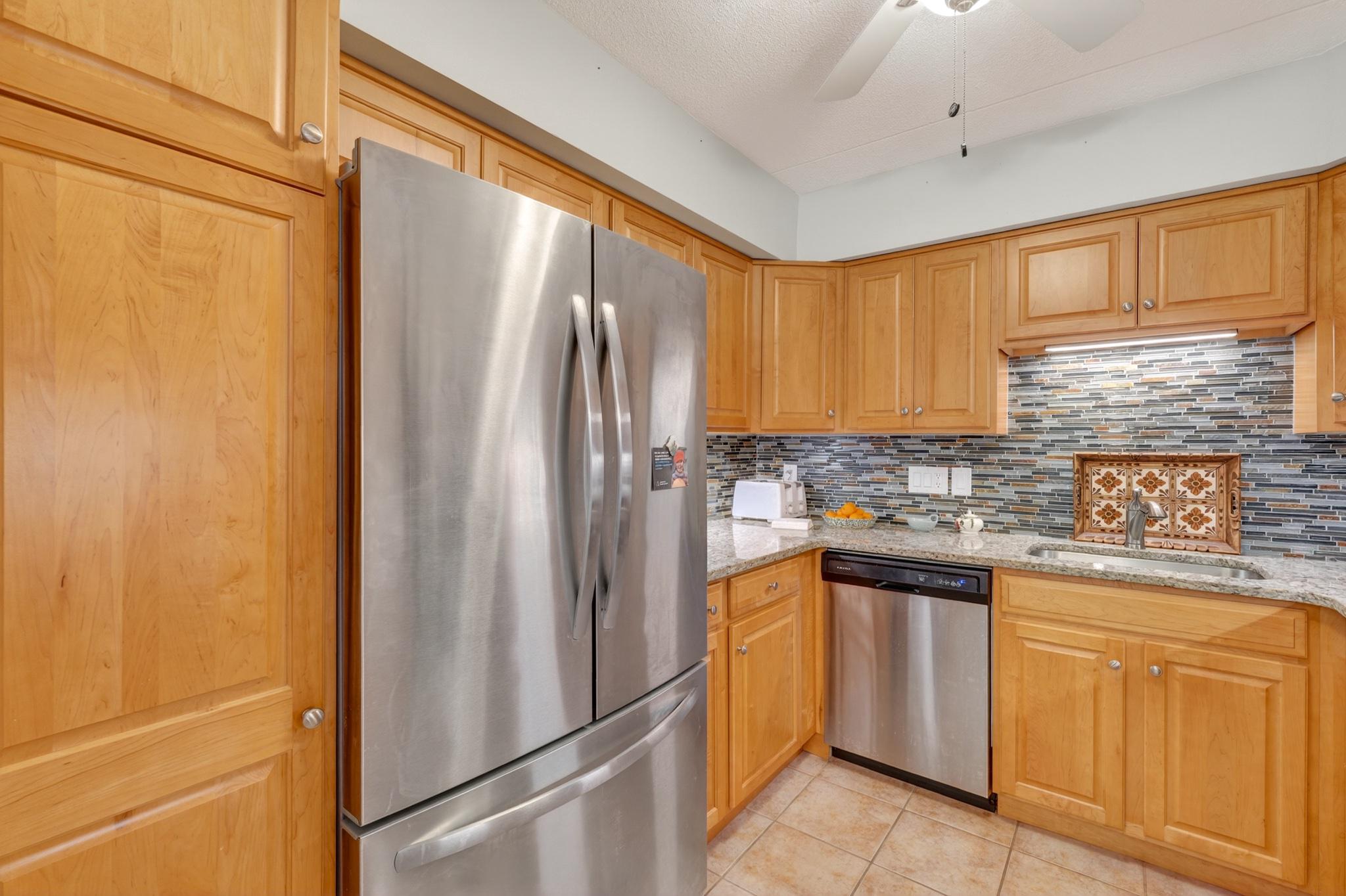 3600 RUSTIC LANE Unit: 215