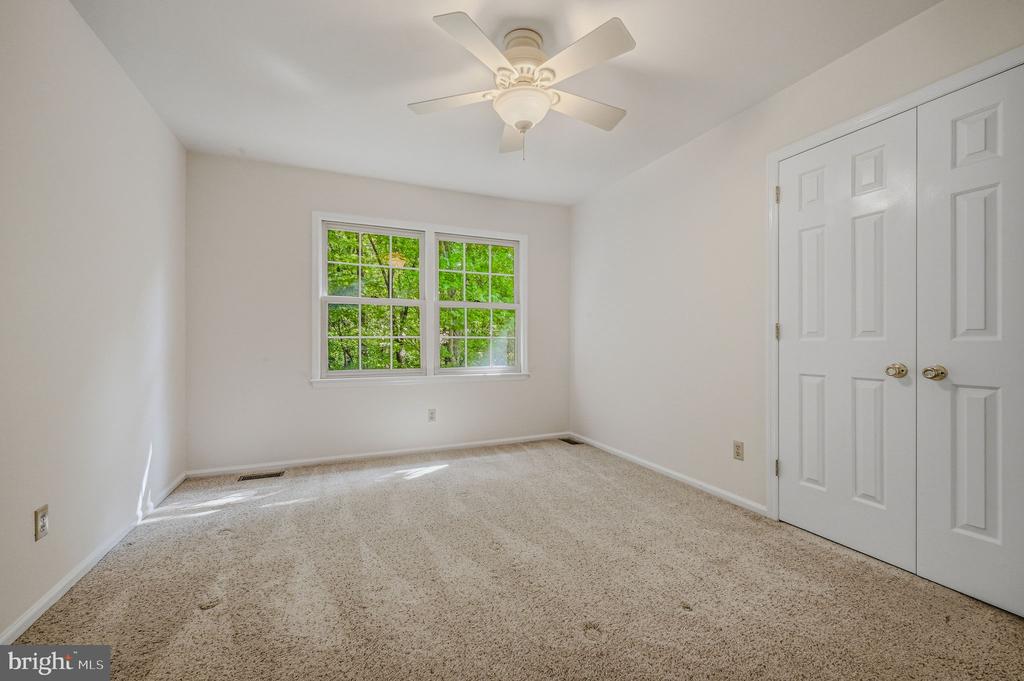 395 ST. REGIS DRIVE