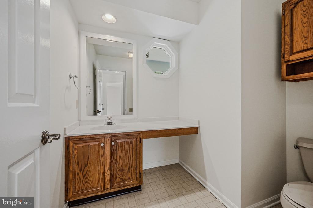 395 ST. REGIS DRIVE