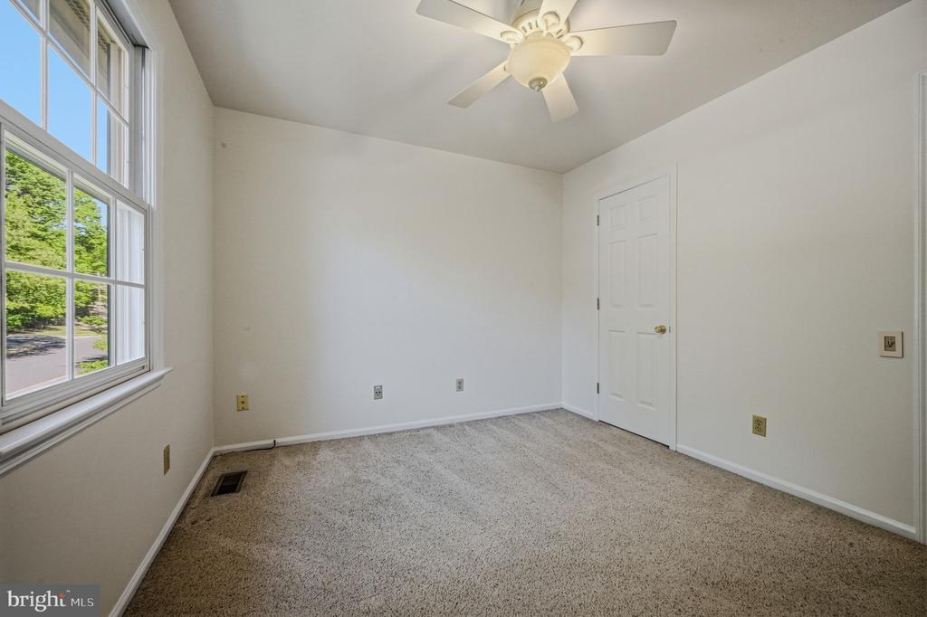 395 ST. REGIS DRIVE