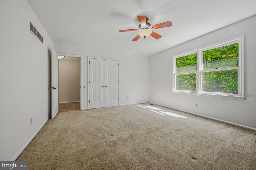 395 ST. REGIS DRIVE