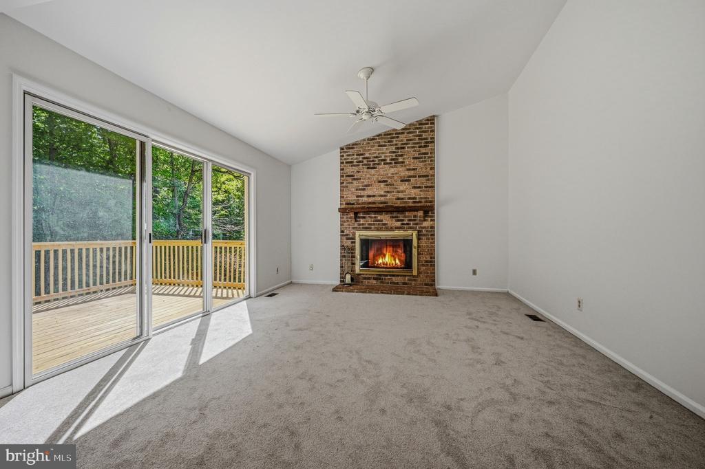 395 ST. REGIS DRIVE