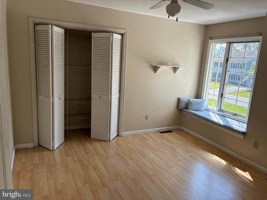 53 GENERAL MAXWELL COURT