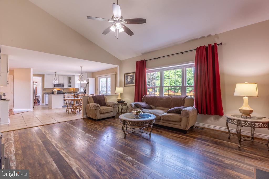 1 SALINA COURT