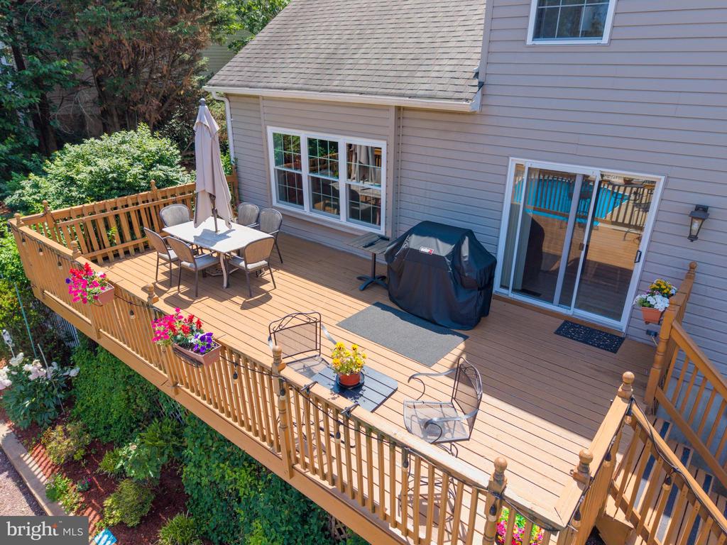 1 SALINA COURT