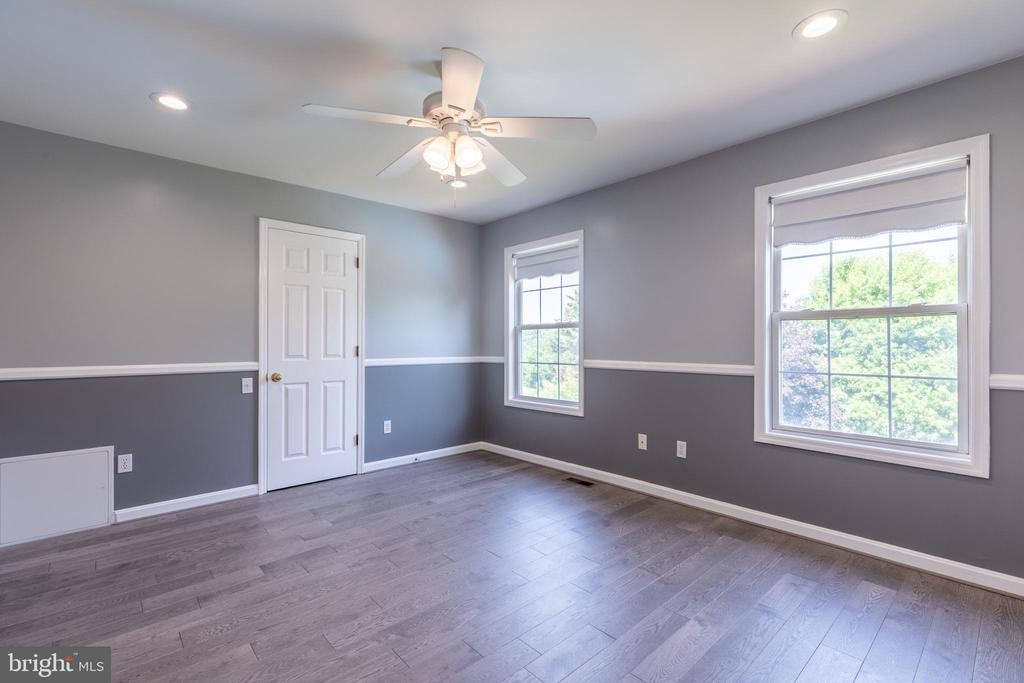 1 SALINA COURT