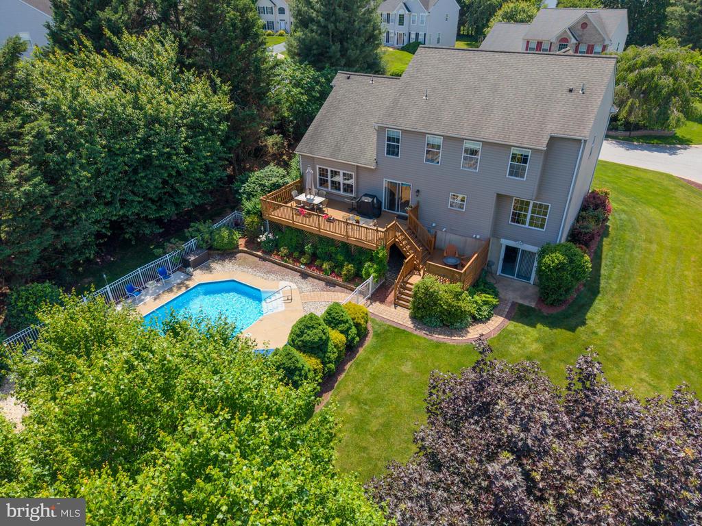 1 SALINA COURT