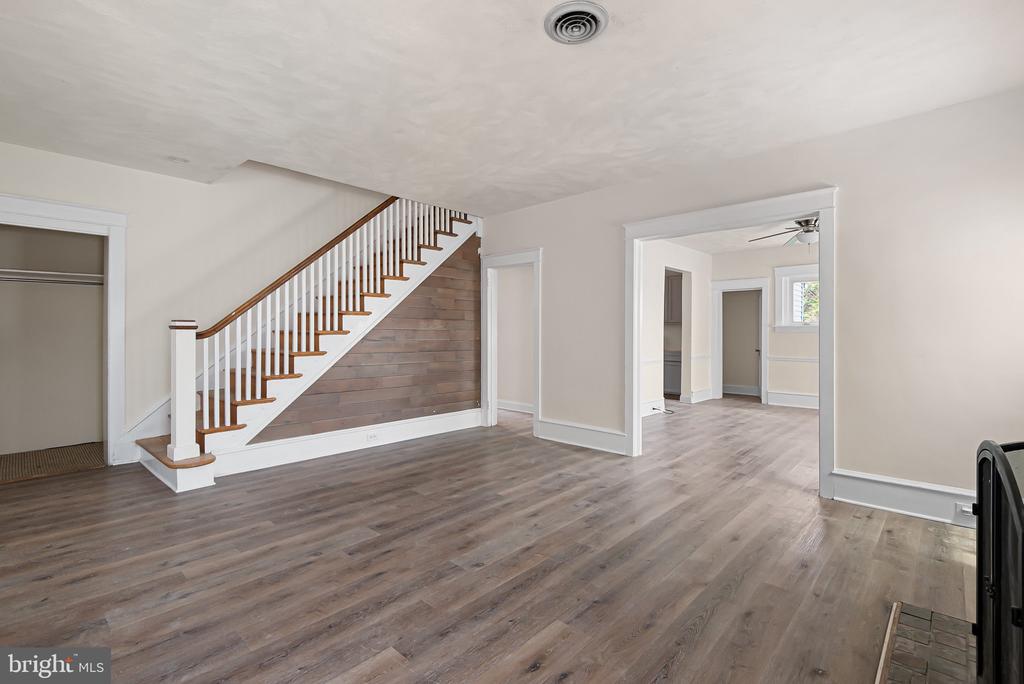 1801 W 10TH STREET