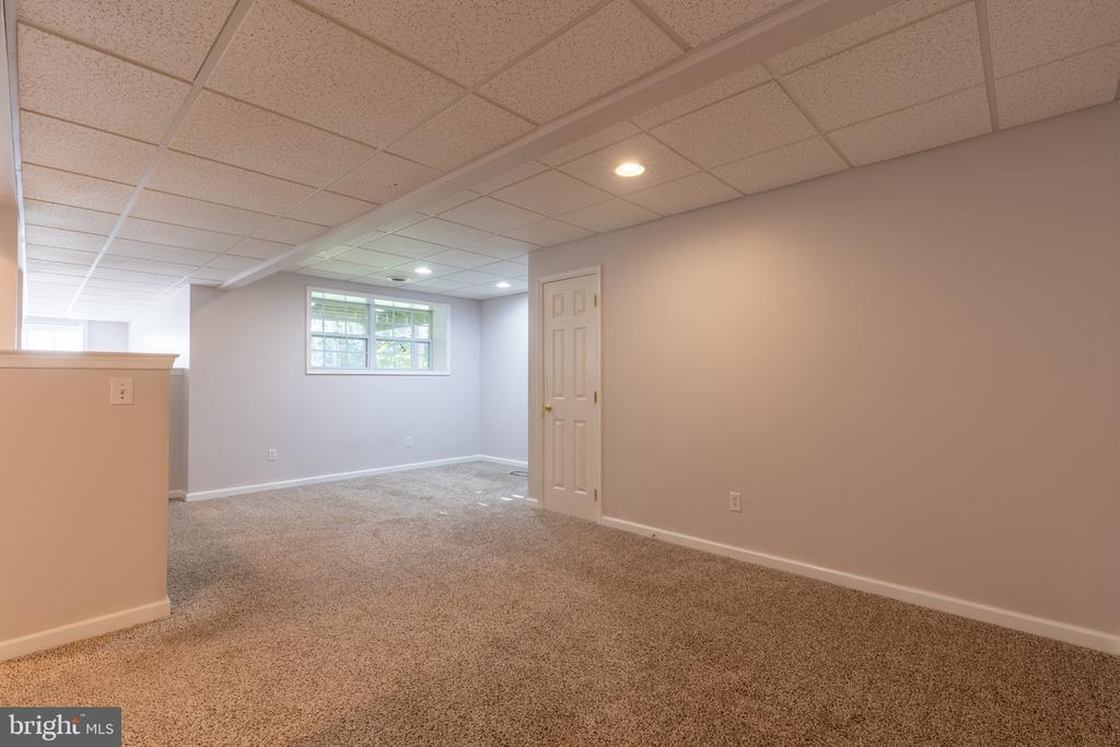 613 PEPPERBUSH COURT