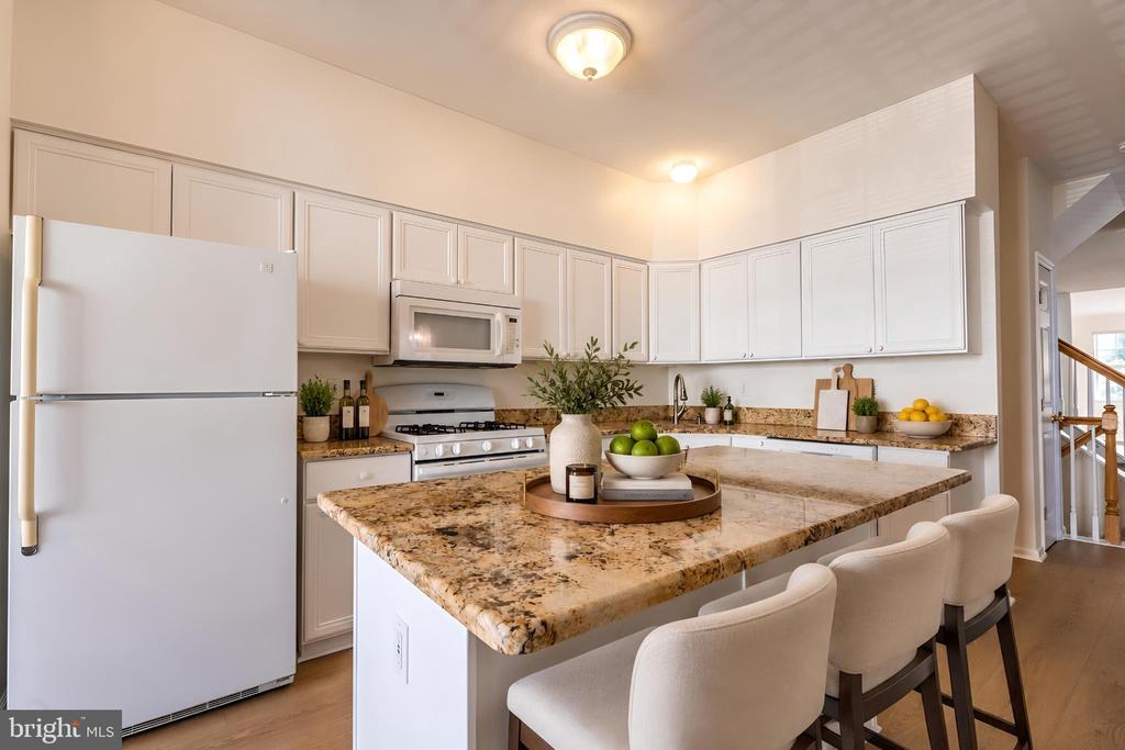 613 PEPPERBUSH COURT
