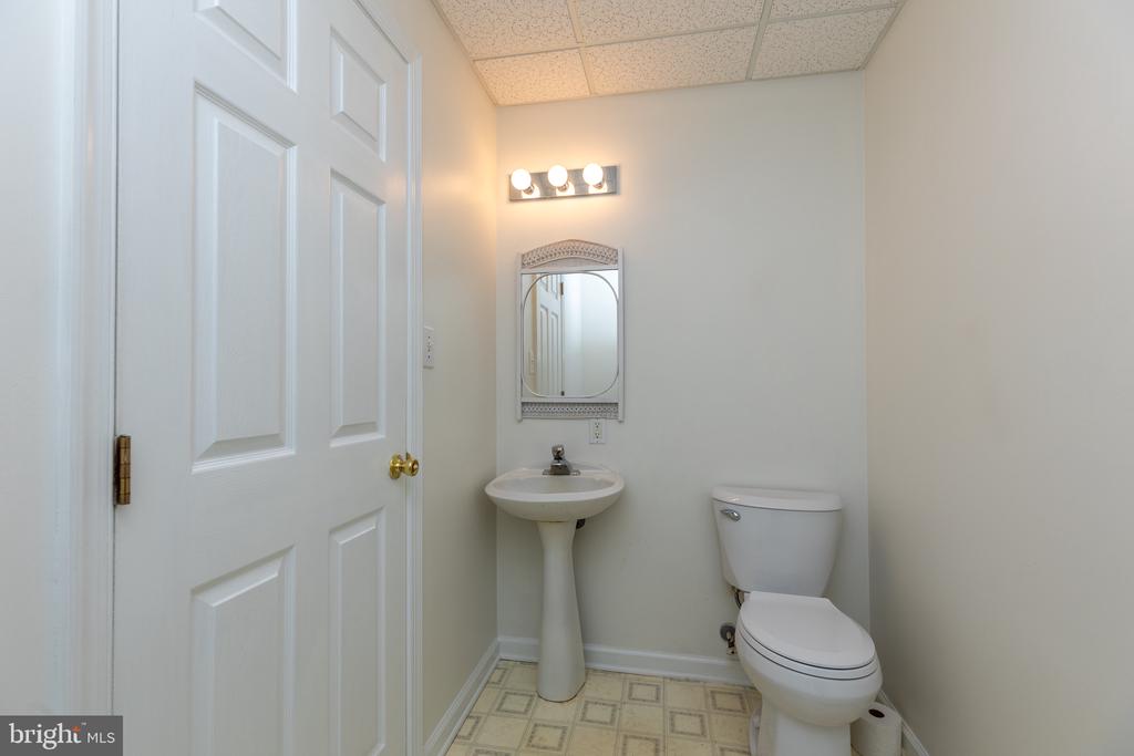613 PEPPERBUSH COURT