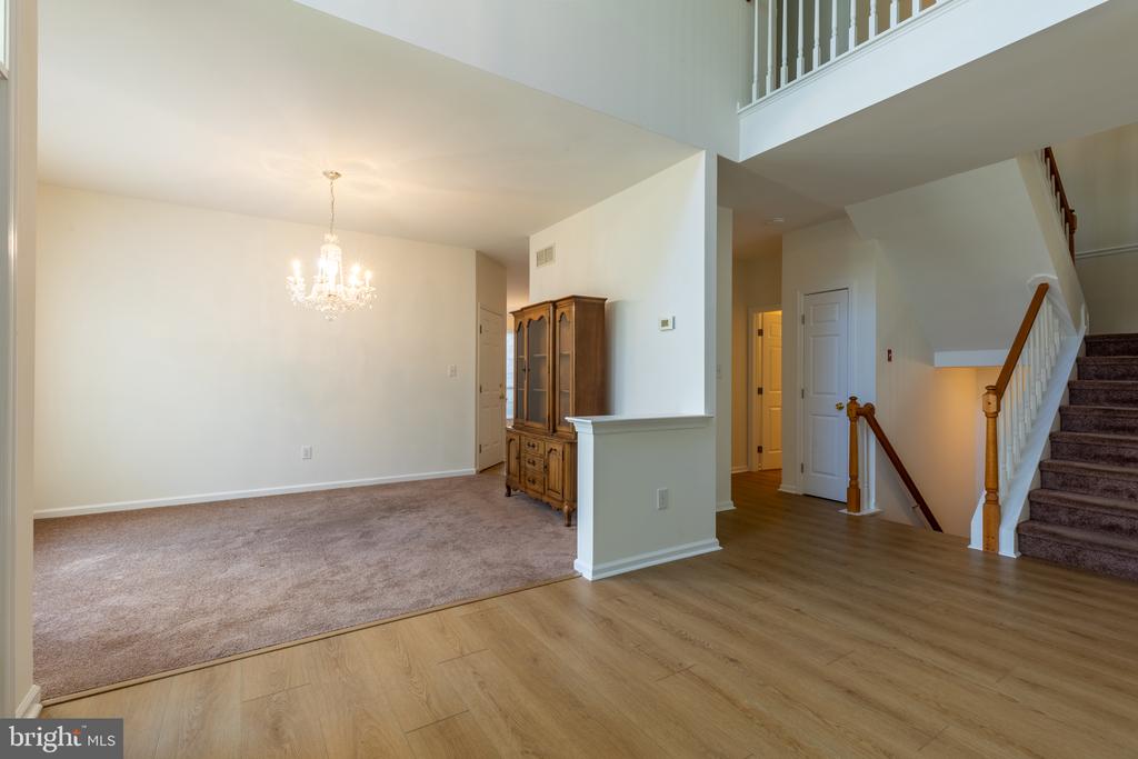 613 PEPPERBUSH COURT