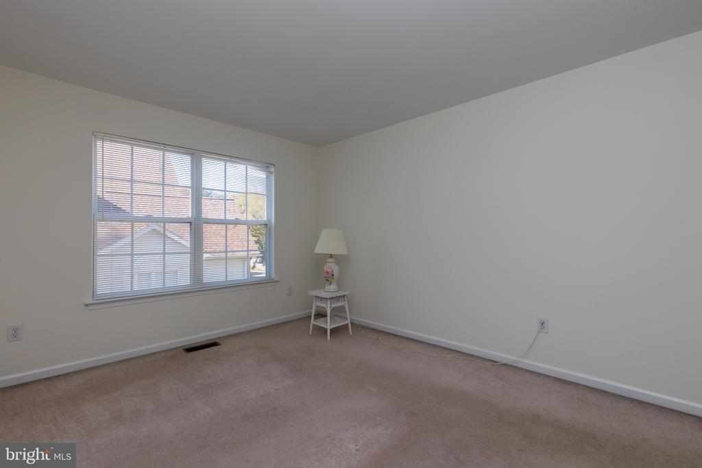 613 PEPPERBUSH COURT