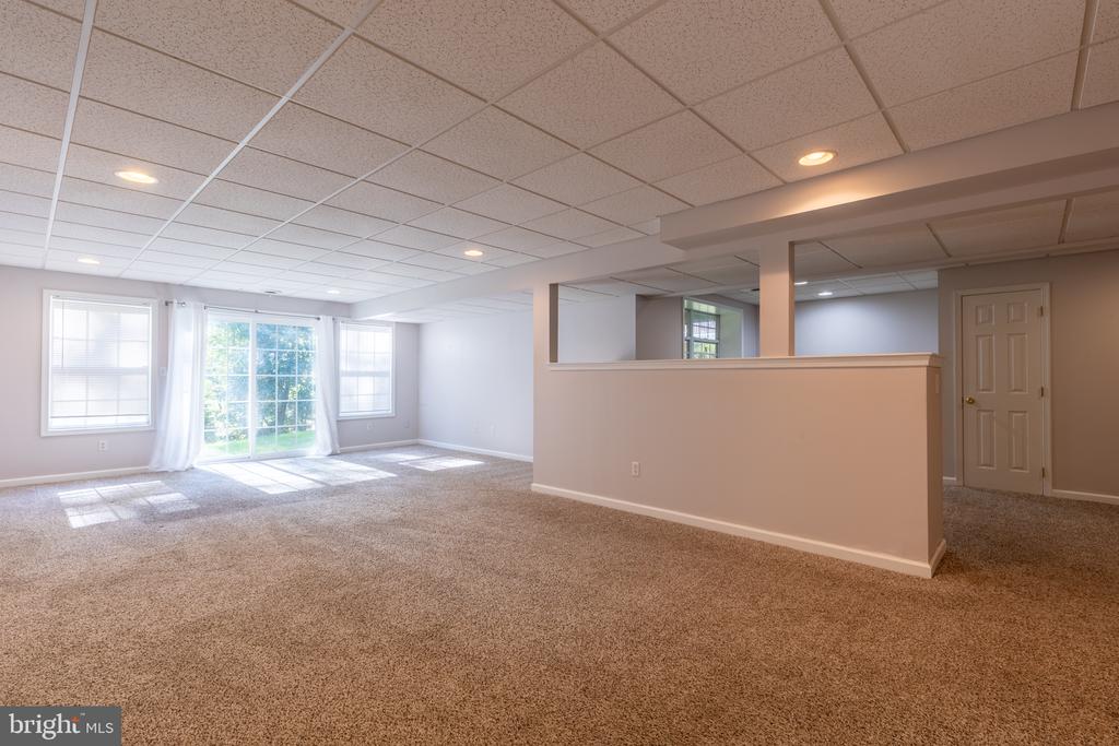 613 PEPPERBUSH COURT